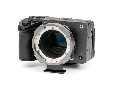 Adaptateur d’objectif NiSi PL-E avec système de filtres Drop-In – Monture PL vers Monture E Sony