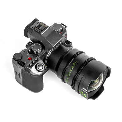 Kit d'objectifs NiSi Cinéma ATHENA Prime FF (Plein Format) Add-On – Monture L (PANASONIC) avec système de filtre Drop-in